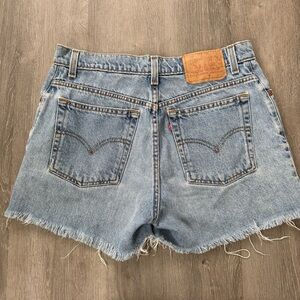 Levi’s vintage 501s Denim Frayed Hem Women Shorts high rise size 10